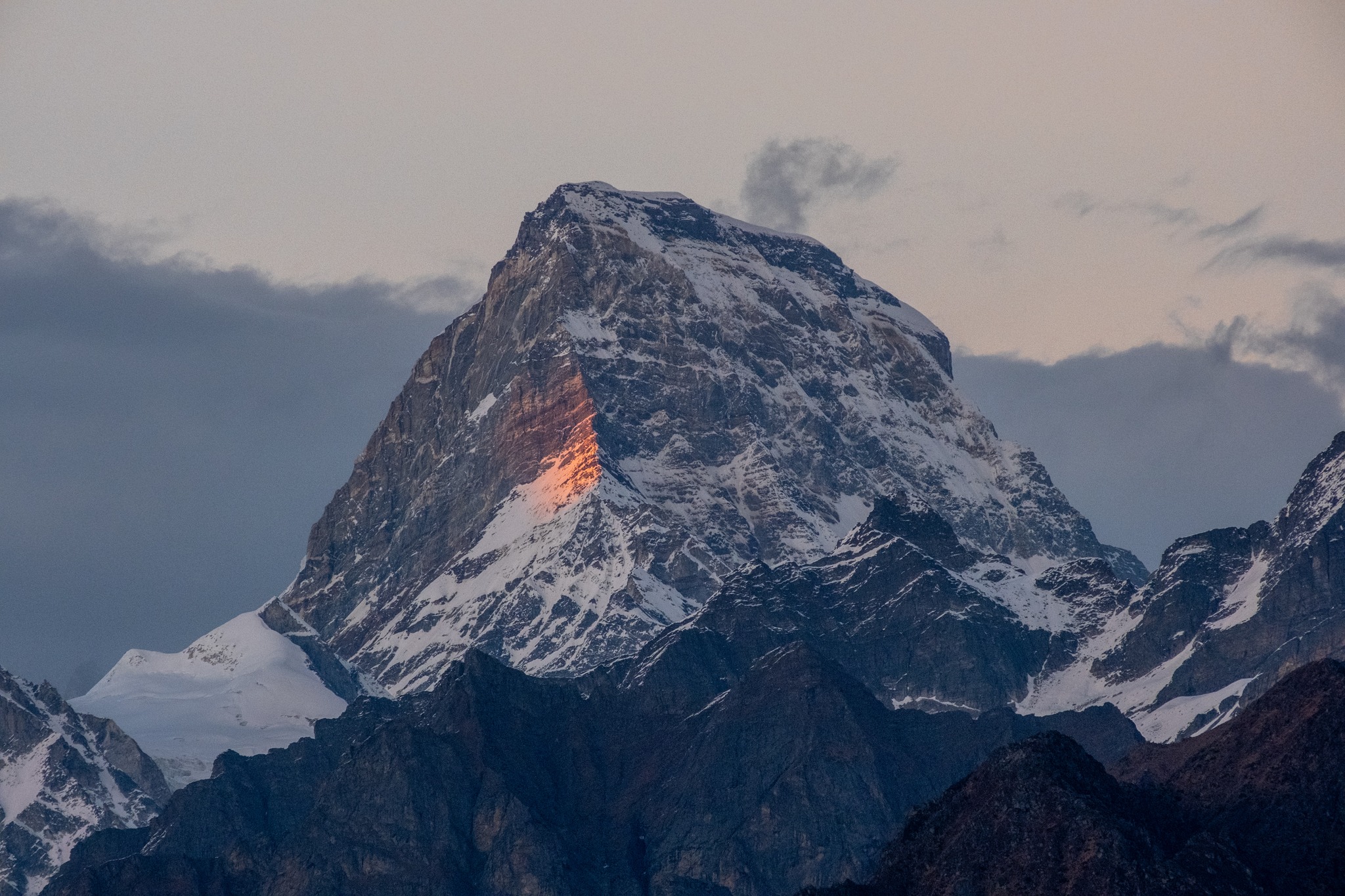 Nilgiri Parvat